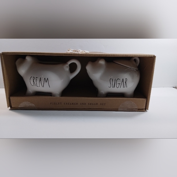 New in the box Rae Dunn Piglet Creamer and Sugar Set - Picture 1 of 10
